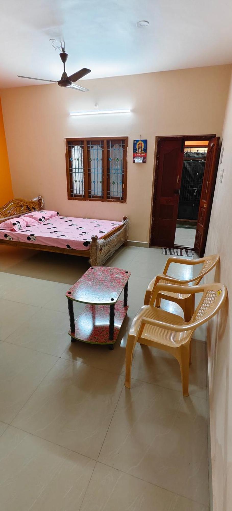 Sri Annai Home Stay I Tiruvannāmalai エクステリア 写真